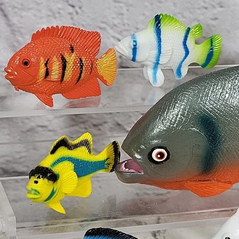 Fish Figures Realistic Marine Animal Toys Lot School Of 13 W/ Piranha Nature VTG